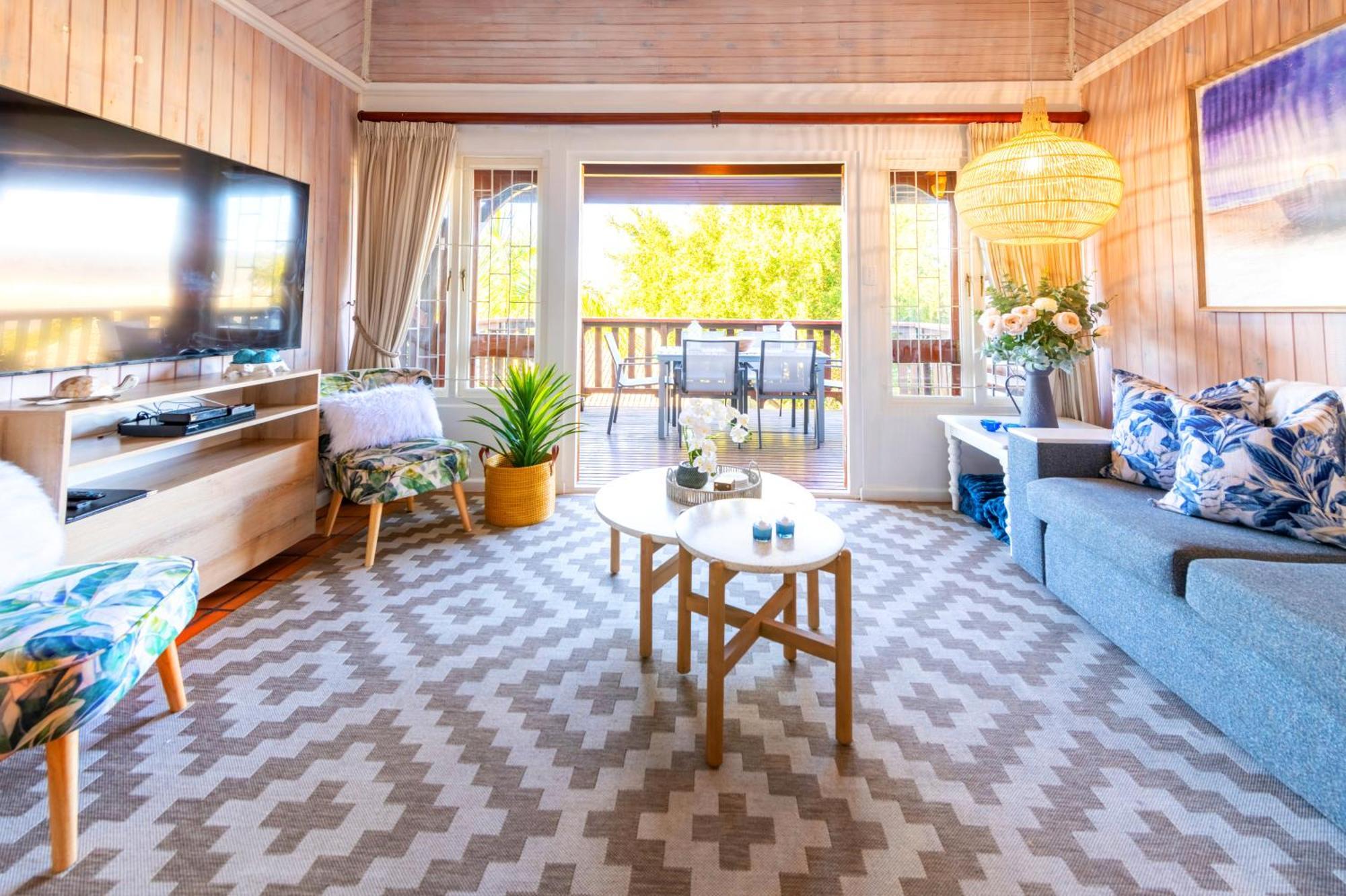 Knysna River Club By First Private Stays Buitenkant foto