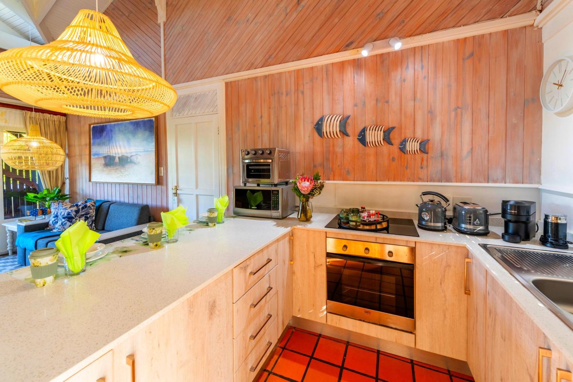 Knysna River Club By First Private Stays Buitenkant foto